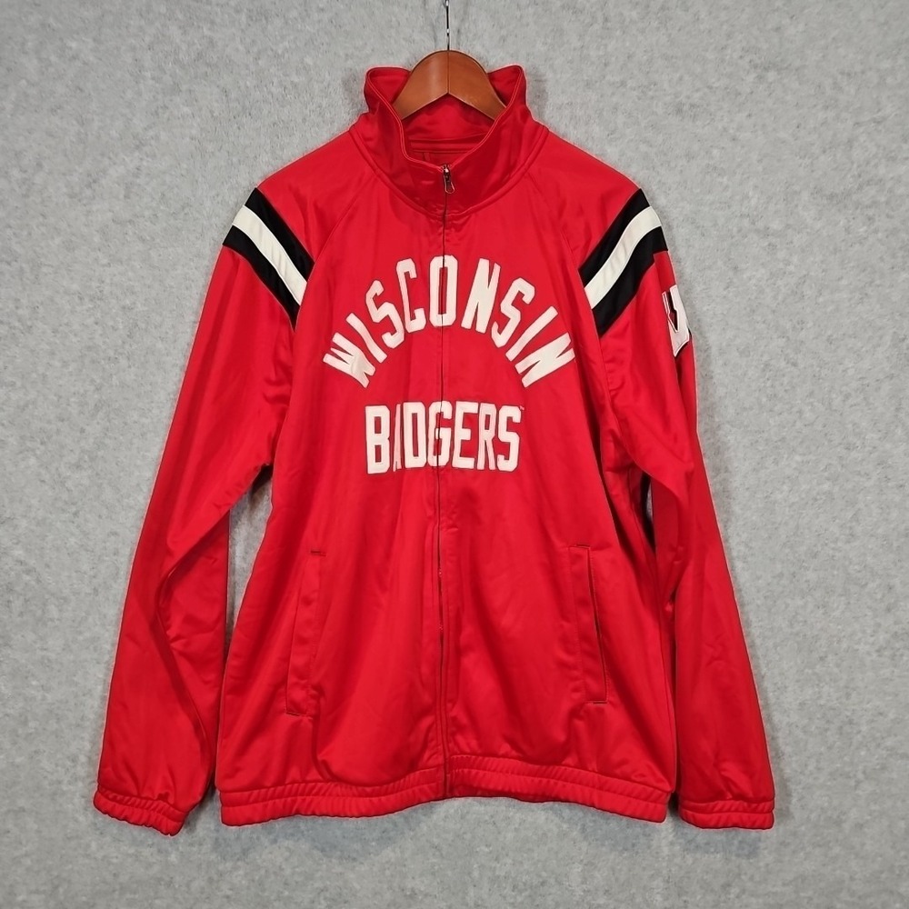 Wisconsin Badgers Embroidered Red Jacket Large GIII sports by carl banks